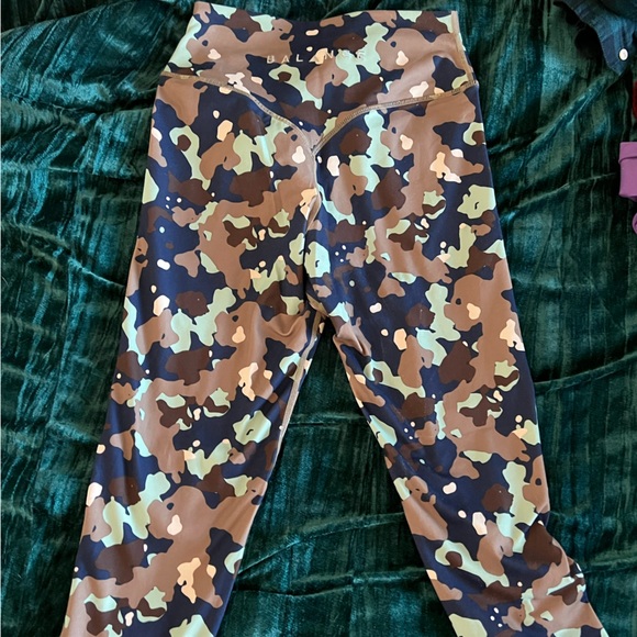 Balance Athletics Cloud Leggings - Picture 1 of 3